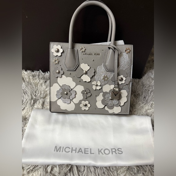 Michael Kors Mercer floral embellished leather bag limited edition - Picture 1 of 12